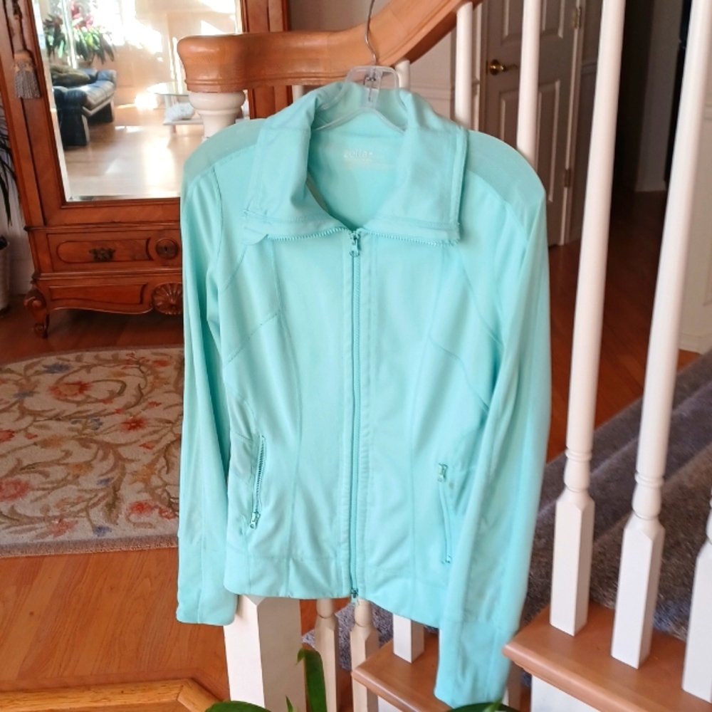 Zella Mint green/Aqua Medium zip front zip front pockets work out jacket